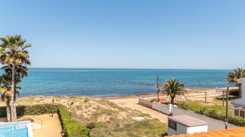 Chalet en venta en Denia, LM HASTA KM.3, 1ª LINEA photo 0