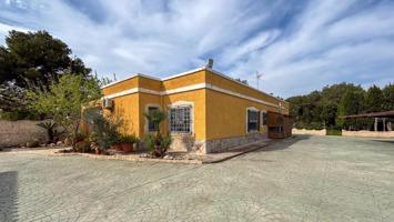 Chalet en venta en Valverde, Partida Valverde Alto, 03139 photo 0