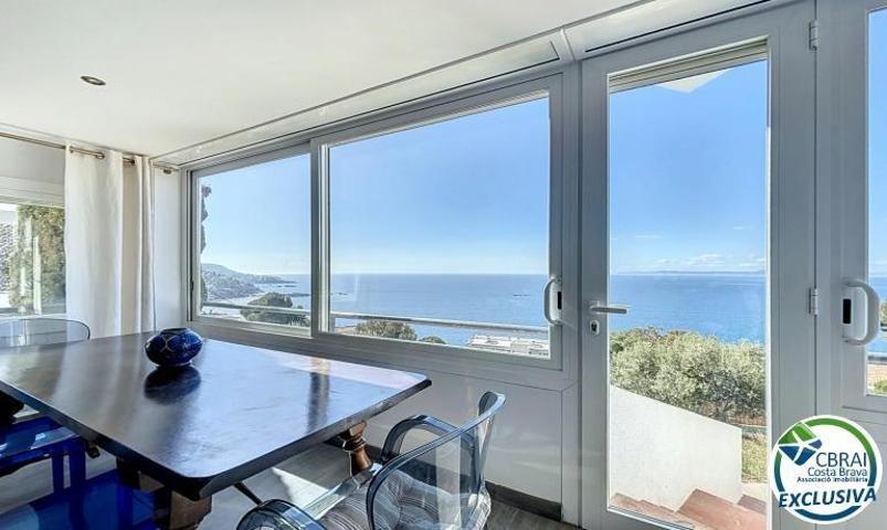 Apartamento en venta en Roses, Far photo 0
