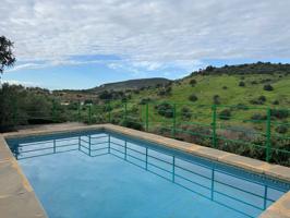 Casa en venta en Estepona photo 0