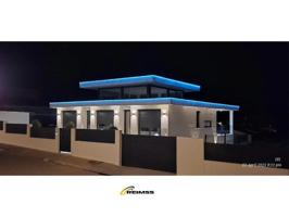 Casa en venta en Vidreres photo 0