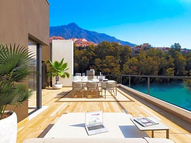 Aticos en venta en Marbella, Nueva Andalucia, Nueva Andalucia photo 0
