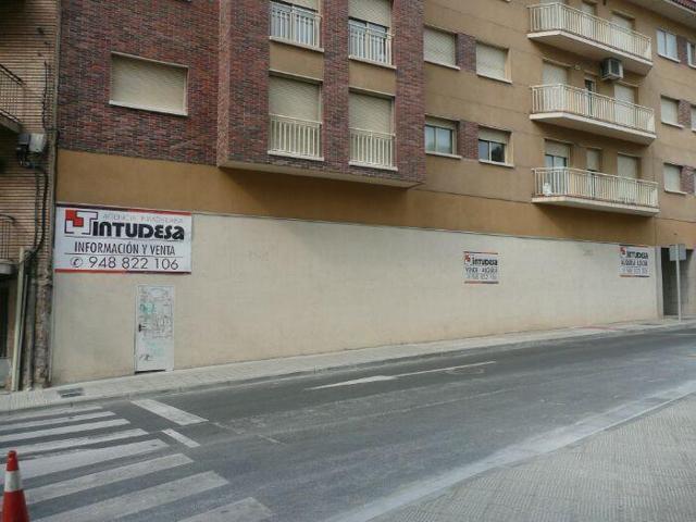 Local comercial en alquiler en Tudela, Calle Juan Antonio Fernández, 31500 photo 0