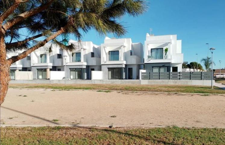 Chalet en venta en San Javier, Santiago de la Ribera photo 0