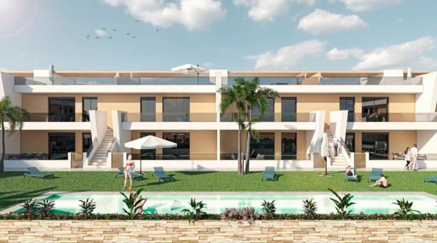 Bungalow en venta en San Pedro del Pinatar, San Pedro del Pinatar photo 0