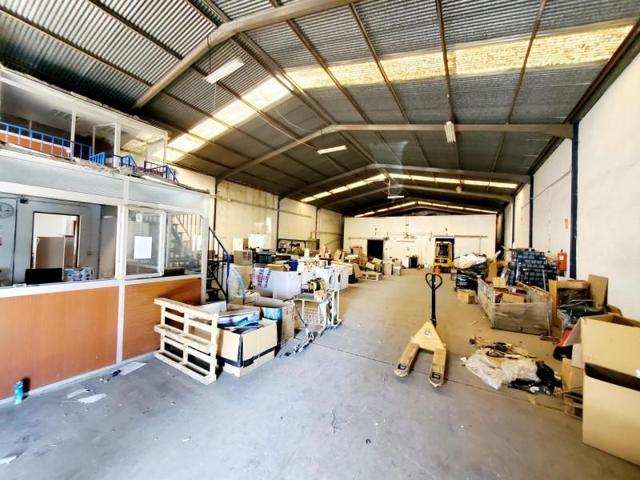 Nave industrial en venta en Málaga, Polígonos-Recinto Ferial photo 0