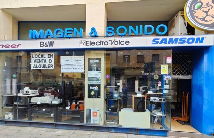Local comercial en alquiler en Pamplona, Ensanche photo 0