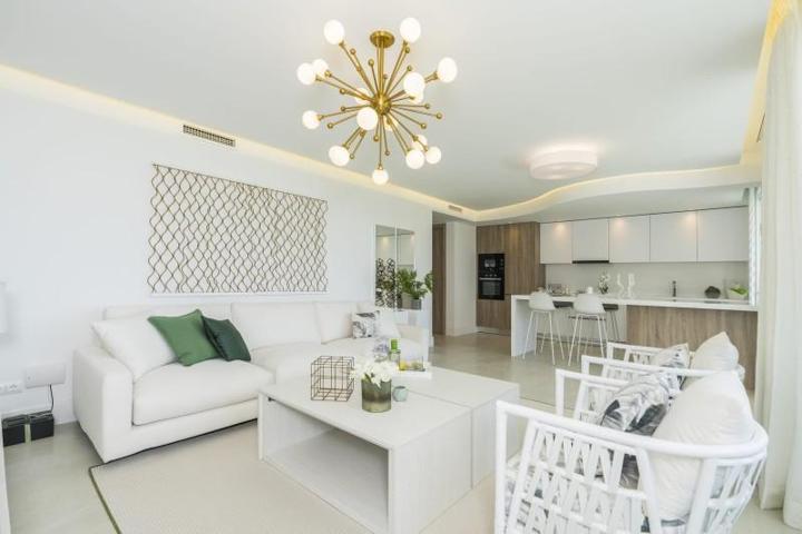 Aticos en venta en Sotogrande, Sotogrande Alto photo 0