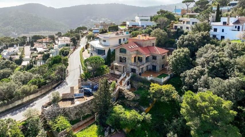 Chalet en venta en Begur, Sa Riera - Sa Fontansa photo 0