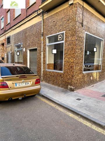 Local comercial en alquiler en Zamora, Tres Cruces photo 0