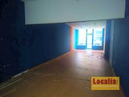 Local comercial en alquiler en Torrelavega, Calle Julián Ceballos, 39300 photo 0