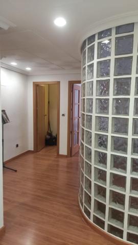 Oficina en venta en Jaén, Gran eje photo 0