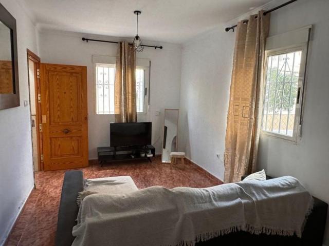 Piso en venta en Almería, Área de Almería photo 0