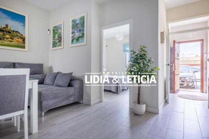Casa en venta en Alcalá de Guadaira, Centro photo 0