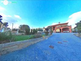 Chalet en venta en Vespella de Gaia, Sant miquel 8 photo 0