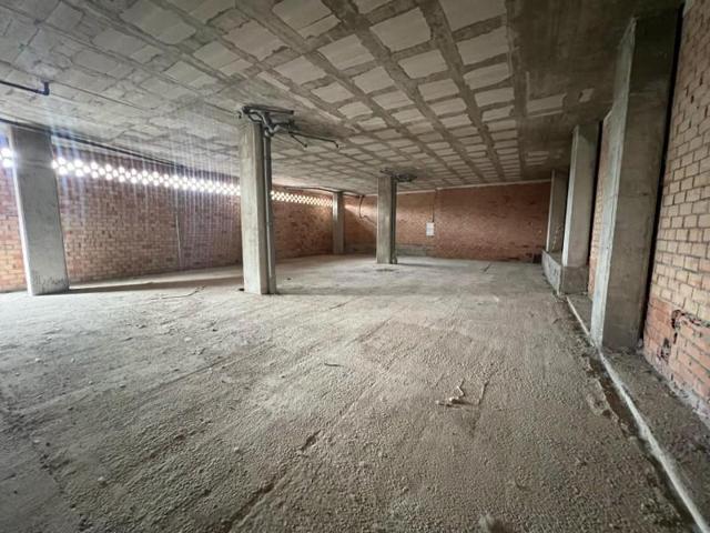 Local comercial en venta en Córdoba, Zoco - Poniente photo 0