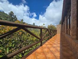 Casa con terreno en venta en Moya, Islas canarias photo 0