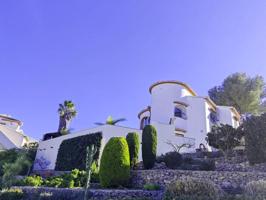 Chalet en venta en Pedreguer photo 0