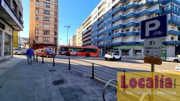 Local comercial en alquiler en Torrelavega photo 0