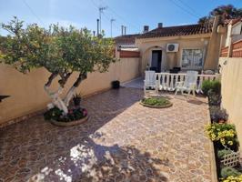 Bungalow en venta en Torrevieja photo 0