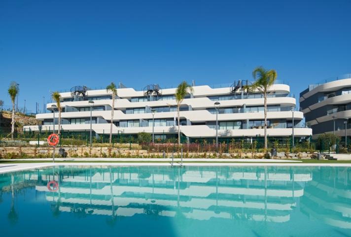 Aticos en venta en Estepona photo 0