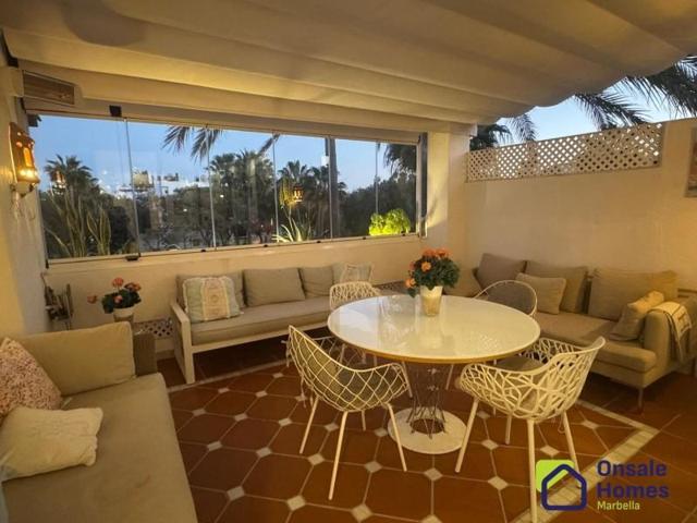 Piso en venta en Marbella, Costa del Sol Occidental-Área de Marbella photo 0