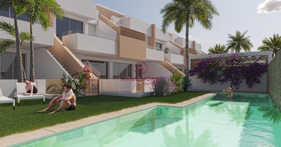 Bungalow en venta en Pilar de la Horadada, Zona Pueblo photo 0