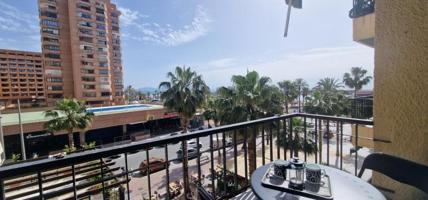 Apartamento en venta en Fuengirola, Puerto Deportivo photo 0