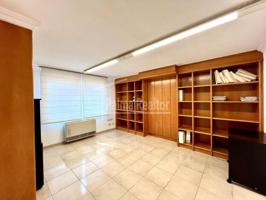 Oficina en venta en Palma, Carrer dels Horts, 07003 photo 0