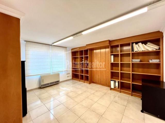 Oficina en venta en Palma, Carrer dels Horts, 07003 photo 0