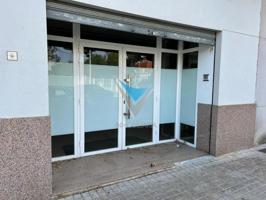 Local comercial en alquiler en Manises, Alfonso Ceramista Blat, 46940 photo 0