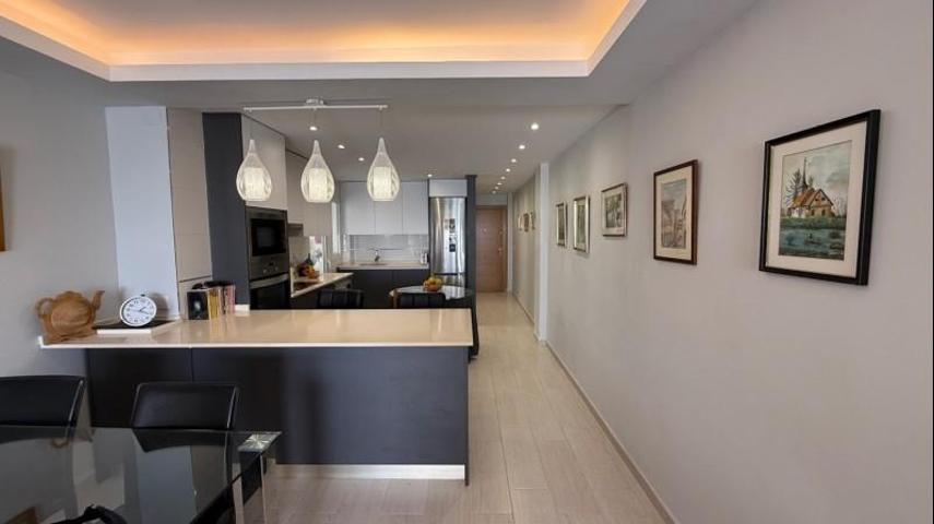 Apartamento en venta en Torrevieja photo 0
