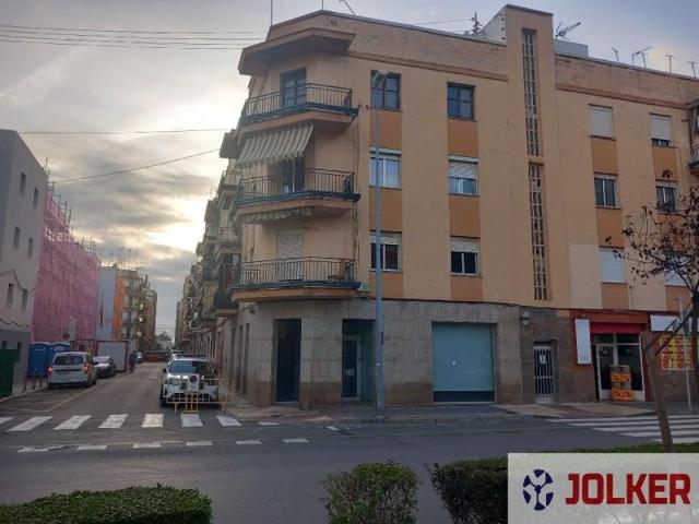 Local comercial en alquiler en Burriana, Plaza Generalidad photo 0