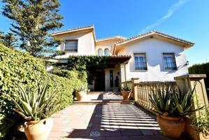 Chalet en venta en Padul, El puntal photo 0