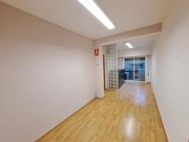 Oficina en alquiler en Alzira, Avenida santos patronos photo 0