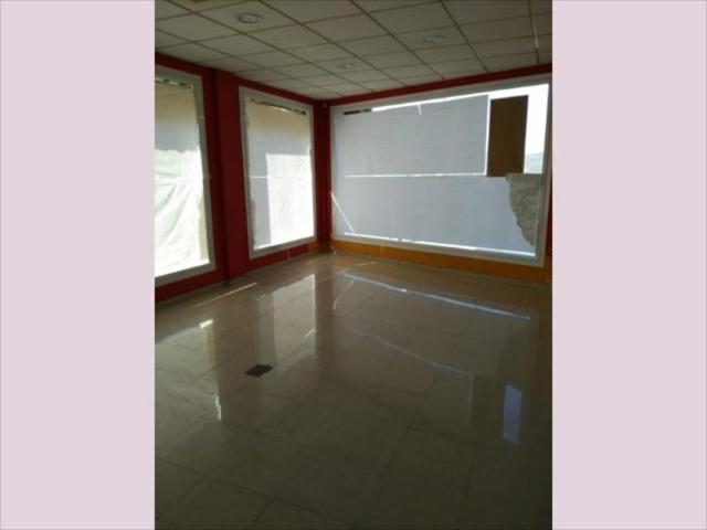 Local comercial en alquiler en Lucena, Lucena photo 0