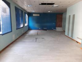 Local comercial en alquiler en Lucena, Lucena photo 0