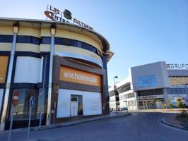 Local comercial en alquiler en Lucena, Lucena photo 0