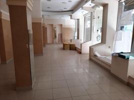 Local comercial en alquiler en Lucena, Lucena photo 0
