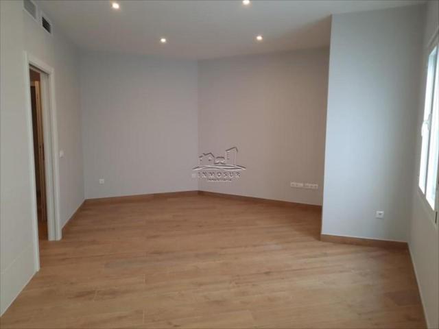 Piso en venta en Lucena, Lucena photo 0