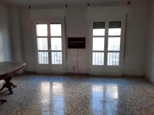 Piso en venta en Lucena, Lucena photo 0
