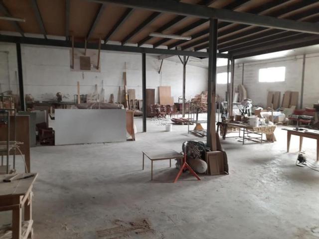 Nave industrial en venta en Lucena, Lucena photo 0