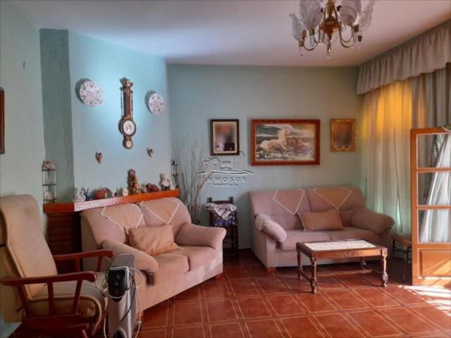 Adosada en venta en Lucena, Lucena photo 0