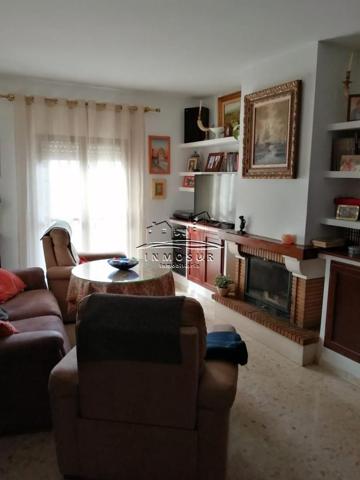 Casa en venta en Lucena, Lucena photo 0