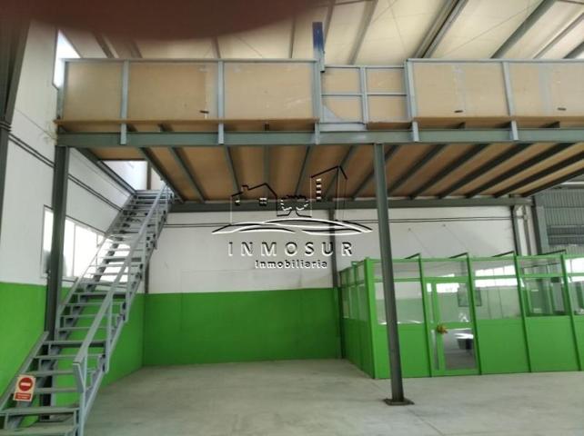 Nave industrial en venta en Lucena, Lucena photo 0