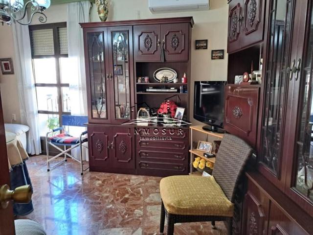 Casa en venta en Lucena, Lucena photo 0