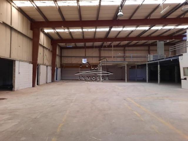 Nave industrial en venta en Lucena, Lucena photo 0