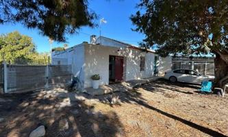 Casa con terreno en venta en Orihuela photo 0