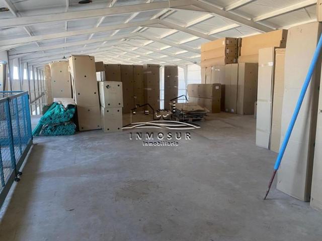 Nave industrial en venta en Lucena, Lucena photo 0