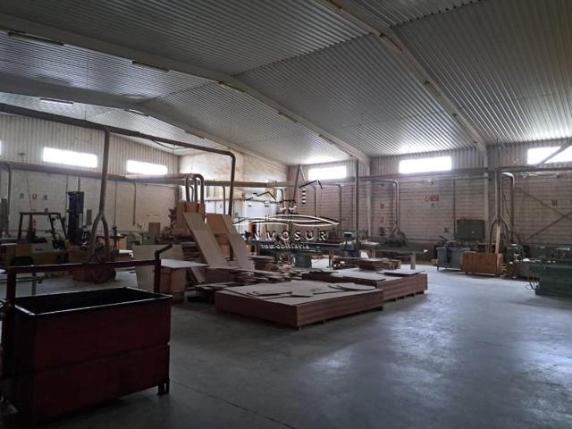 Nave industrial en venta en Lucena, Lucena photo 0